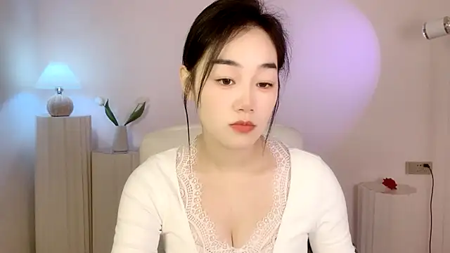 cloud8822 online show from January 23, 2025, 2:17 pm