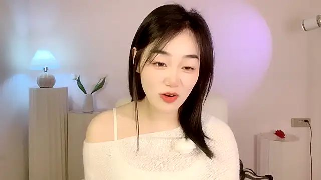 cloud8822 online show from January 19, 2025, 2:17 pm