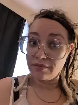 Lalalynn online show from July 19, 2026, 2:03 pm