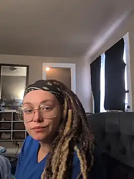 Lalalynn online show from July 17, 2026, 5:21 pm