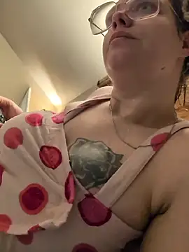 Lalalynn online show from June 30, 2026, 8:03 am