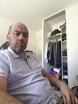 Snapshot of veryverybigdick45 chatting on May 27, 2026, 10:11 am veryverybigdick45 online show from May 27, 2026, 10:11 am