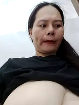 Snapshot of Baby-ladyass20 chatting on May 22, 2026, 2:09 am Baby-ladyass20 online show from May 22, 2026, 2:09 am