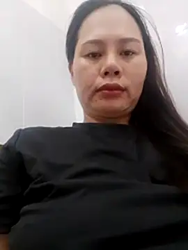Snapshot of Baby-ladyass20 chatting on June 19, 2026, 2:28 am Baby-ladyass20 online show from June 19, 2026, 2:28 am