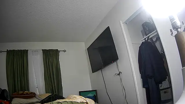 JooveyRose online show from September 12, 2025, 5:02 pm