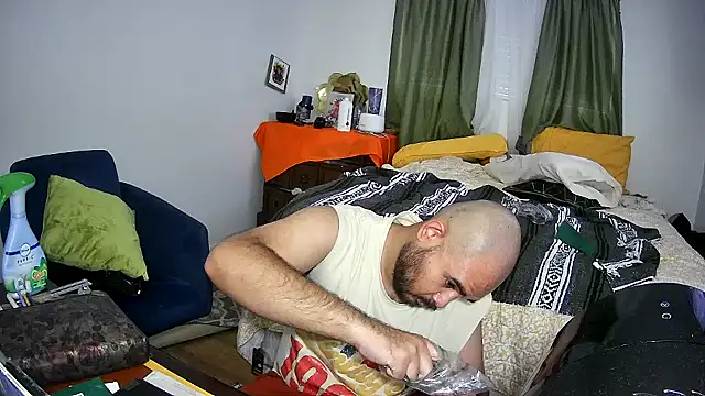 JooveyRose online show from September 20, 2025, 5:18 pm