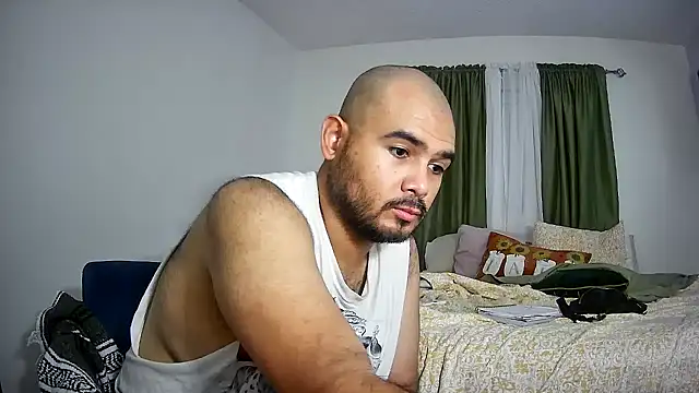 JooveyRose online show from September 16, 2025, 4:24 am