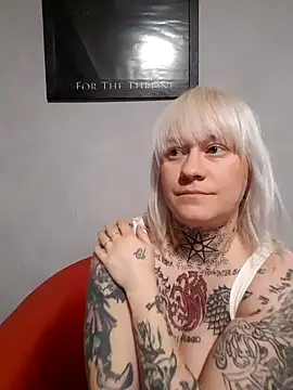 poussichienne online show from November 20, 2025, 1:45 pm