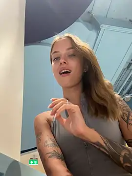 enjoy my beauty online show from March 17, 2025, 7:24 am