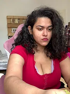 Curvydesifromgermany online show from March 26, 2026, 10:13 am