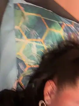 xlinastarrx online show from April 15, 2026, 5:50 pm