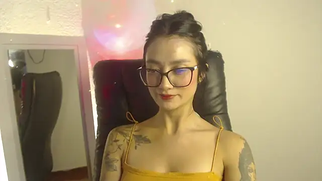 Snapshot of mariiana-diaz chatting on May 25, 2026, 8:07 pm mariiana-diaz online show from May 25, 2026, 8:07 pm