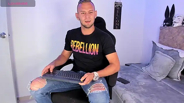 Damon Bakert online show from October 1, 2025, 9:07 pm