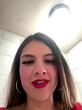 annavi  online show from December 3, 2025, 7:35 pm