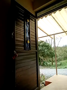 Lukas strong online show from October 10, 2025, 6:42 pm