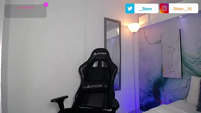 Steev Novoa online show from April 15, 2026, 2:50 am