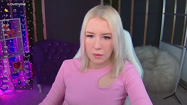 Selenatrend online show from November 9, 2025, 6:17 am