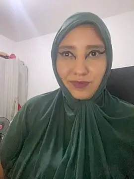 hannahayat online show from November 13, 2025, 12:58 am