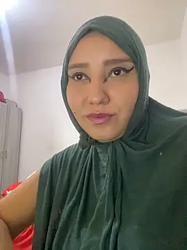 hannahayat online show from September 22, 2025, 12:44 pm