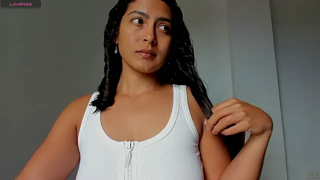 sofiaparker8 online show from March 11, 2026, 5:40 pm