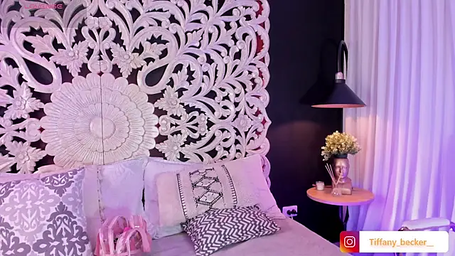 tiffany becker online show from November 17, 2025, 12:20 pm