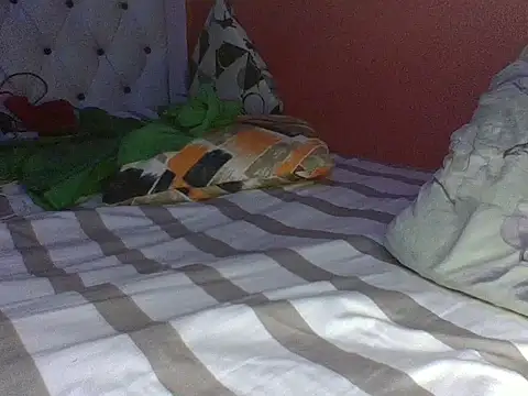 zoey10 online show from October 6, 2025, 11:33 am