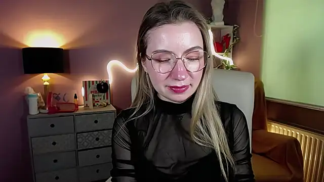 Mia Tasty online show from March 21, 2025, 10:50 am