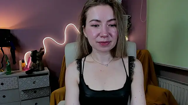 Mia Tasty online show from September 10, 2025, 6:34 am