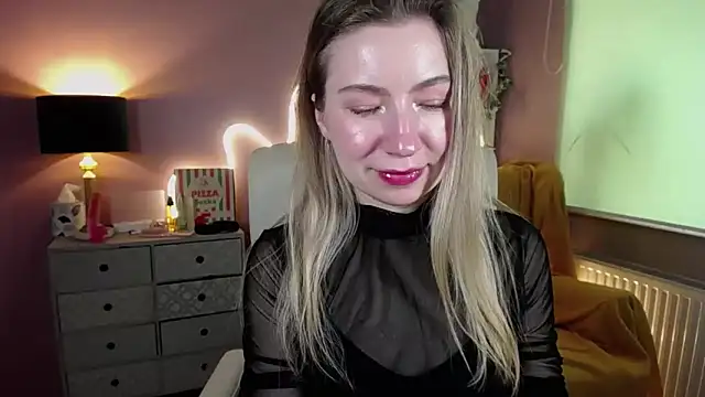 Mia Tasty online show from March 12, 2025, 11:10 am