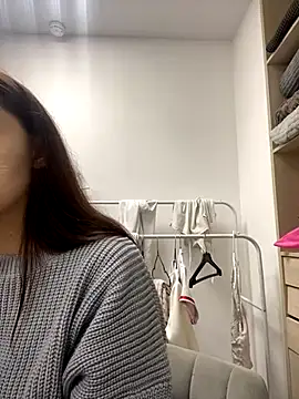 AnaWest online show from October 18, 2025, 6:26 am