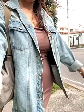 iriiina veneno online show from November 2, 2025, 3:06 pm