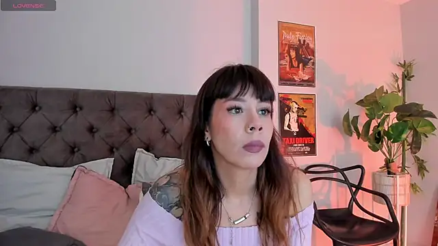 iriiina veneno online show from February 24, 2025, 10:36 pm