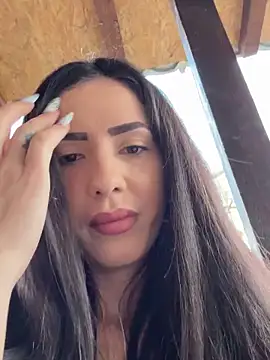 Emmapmg online show from March 9, 2025, 5:28 pm