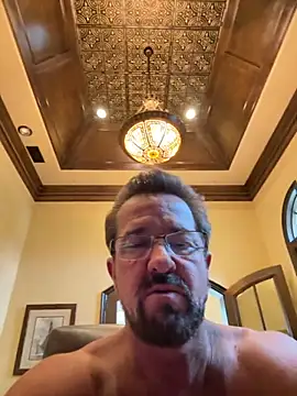 sluttydylan online show from October 13, 2025, 8:32 pm