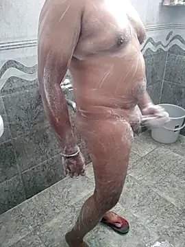 kaan3o3 online show from April 15, 2026, 6:08 am