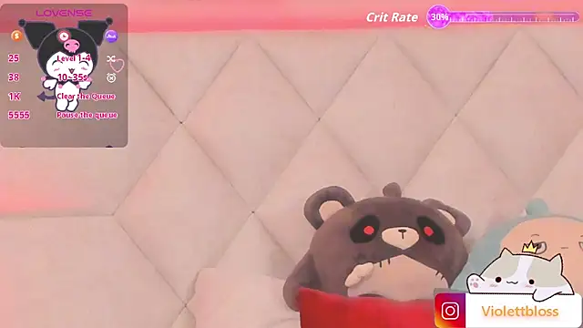 Snapshot of Violettbloss chatting on October 17, 2025, 3:32 am Violettbloss online show from October 17, 2025, 3:32 am