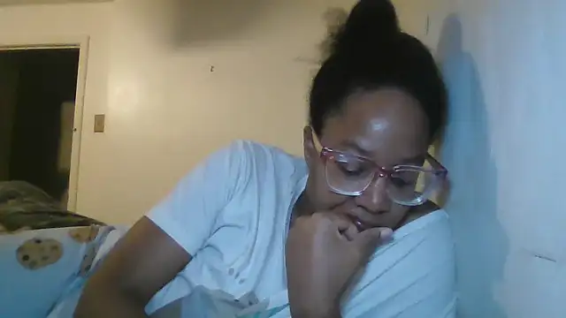 madamsensuale online show from December 3, 2024, 6:10 am