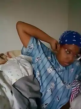 madamsensuale online show from December 31, 2024, 8:23 pm