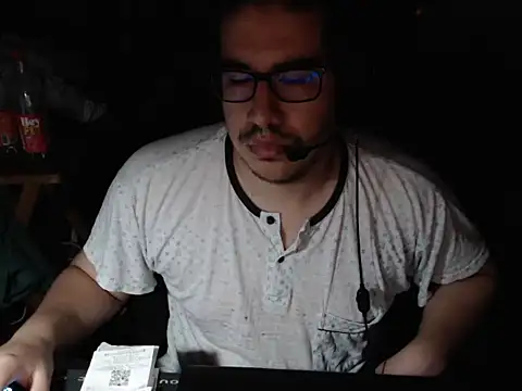 thealfawolf01 online show from May 28, 2026, 3:47 am
