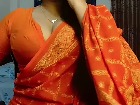 Unlucky-flowers online show from October 4, 2025, 2:18 pm