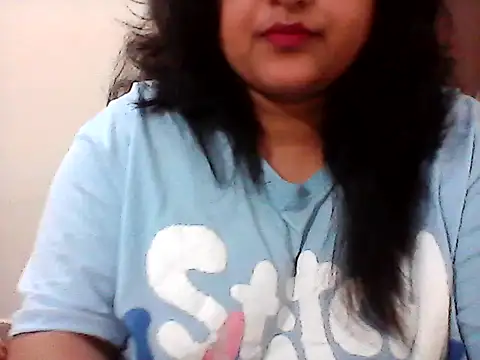Snapshot of smile_pretty chatting on July 21, 2026, 4:52 pm smile pretty online show from July 21, 2026, 4:52 pm