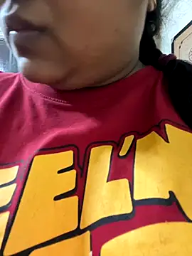 smile pretty online show from October 31, 2025, 5:31 pm