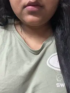 smile pretty online show from April 7, 2026, 5:26 pm