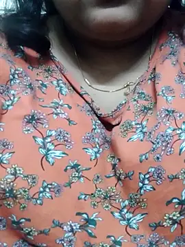 smile pretty online show from February 17, 2025, 5:58 am