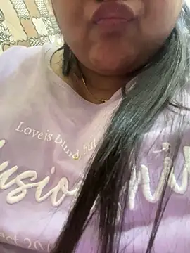 smile pretty online show from February 27, 2025, 5:40 am