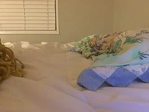 loveofbea online show from January 2, 2025, 9:22 am