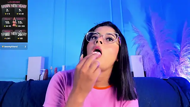 Elizabeth VonSweet online show from September 24, 2025, 11:32 pm