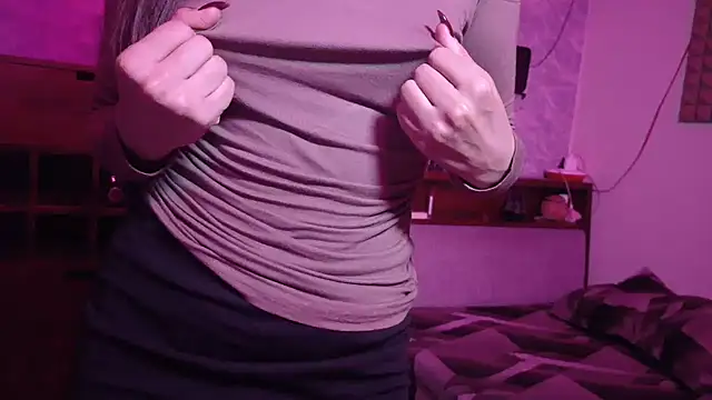 MidnightFlame online show from October 11, 2025, 12:39 pm