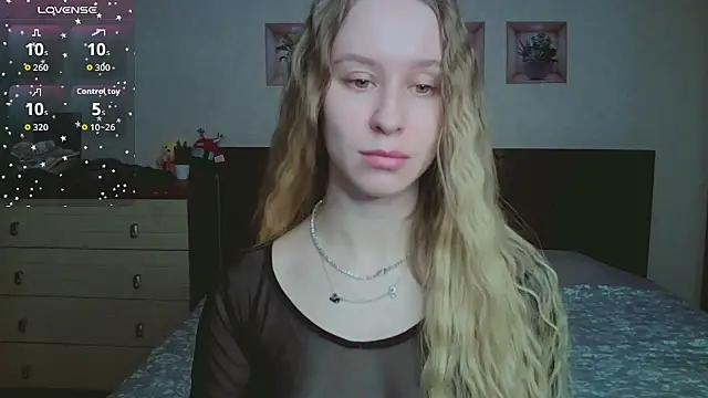 Lily  Devil online show from February 10, 2026, 12:48 pm