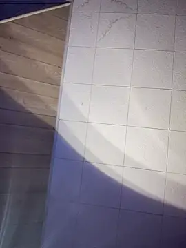 SnowBunny6992 online show from October 30, 2025, 5:06 am